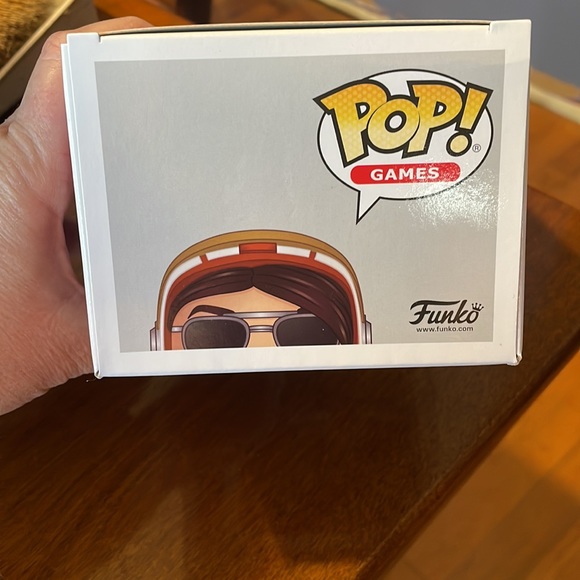 Funko Pop Games Fortnite Moonwalker 434 - Picture 5 of 7